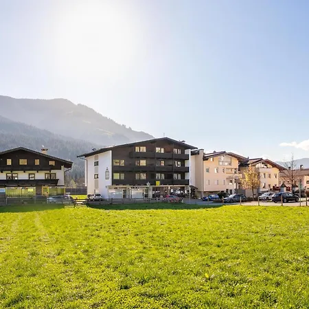 Апартаменты Brixen Alpin Living 9 Und 10 *